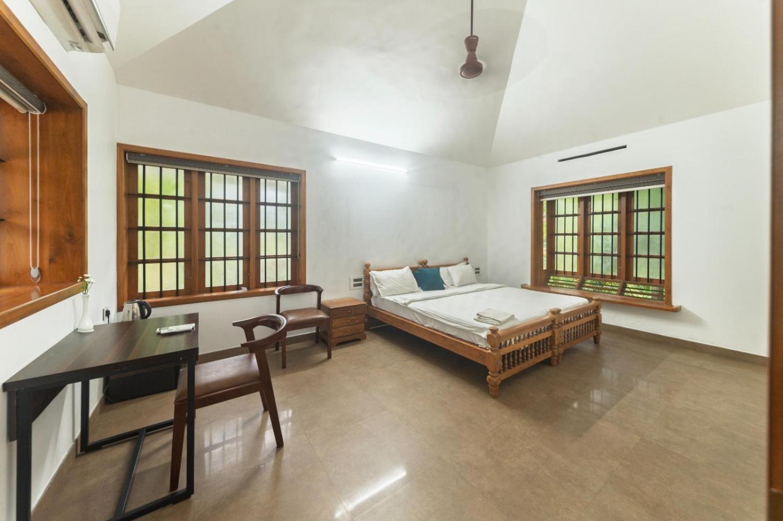 Appartement Waterfront By Palmyra à Kollam Extérieur photo